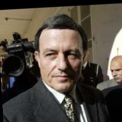 Deep funneled image of Alfred Sant