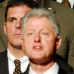 Deep funneled image of Bill Clinton