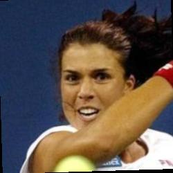 Deep funneled image of Jennifer Capriati