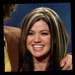 Deep funneled image of Kelly Clarkson