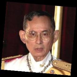 Deep funneled image of King Bhumibol Adulyadej