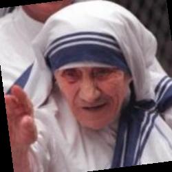 Deep funneled image of Mother Teresa