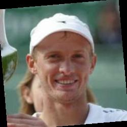 Deep funneled image of Nikolay Davydenko