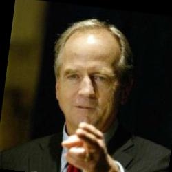 Deep funneled image of Peter Ueberroth