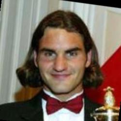 Deep funneled image of Roger Federer