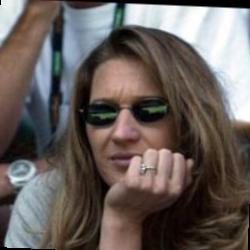 Deep funneled image of Steffi Graf