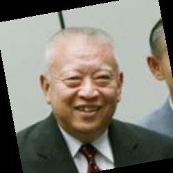 Deep funneled image of Tung Chee-hwa