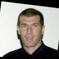 Deep funneled image of Zinedine Zidane