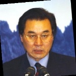 Funneled image of Kim Ryong-sung