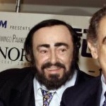 Funneled image of Luciano Pavarotti